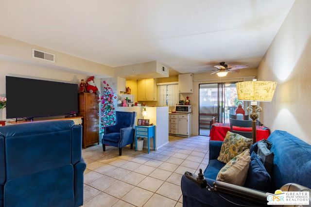 5300 E Waverly Drive C13, Palm Springs, CA 92264