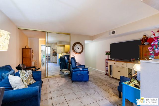 5300 E Waverly Drive C13, Palm Springs, CA 92264