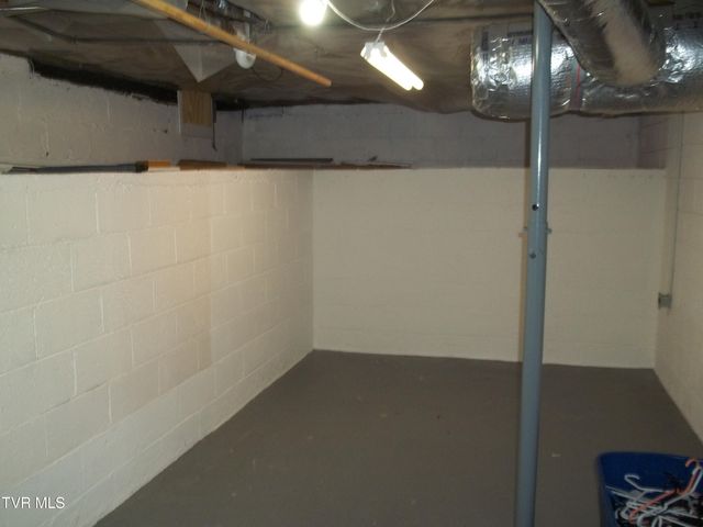 1012 College Avenue, Bristol, TN 37620