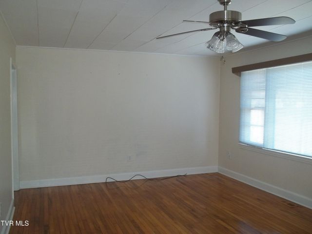 1012 College Avenue, Bristol, TN 37620