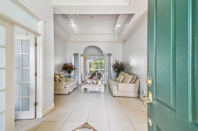 10526 GREENCREST DRIVE, Tampa, FL 33626