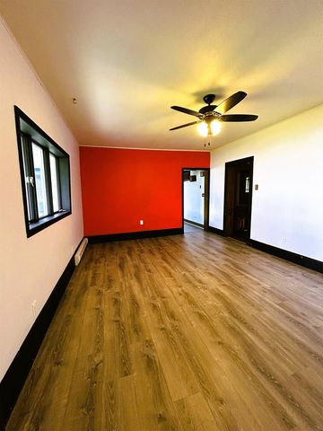 532 Bradford, Marble Rock, IA 50653