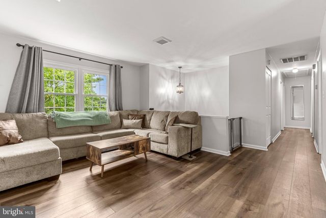 999 WHITE OAK RD, Manheim, PA 17545