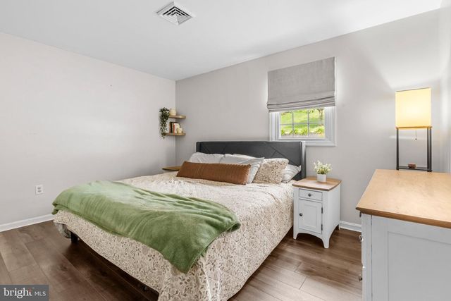 999 WHITE OAK RD, Manheim, PA 17545