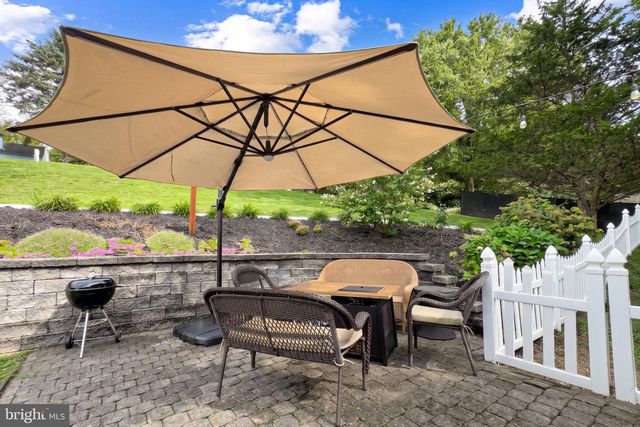 999 WHITE OAK RD, Manheim, PA 17545