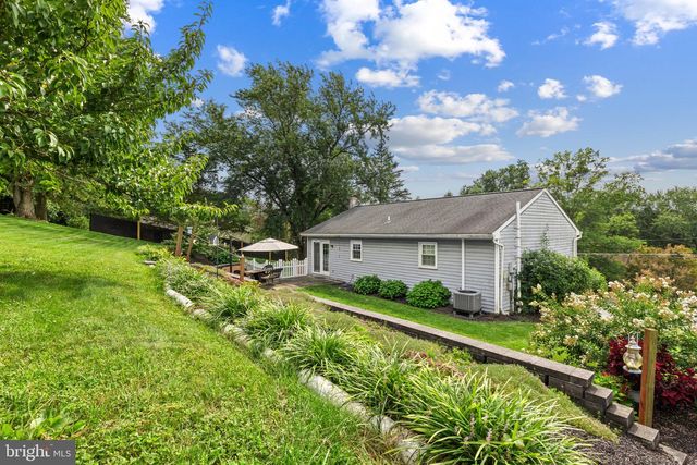 999 WHITE OAK RD, Manheim, PA 17545