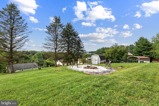 999 WHITE OAK RD, Manheim, PA 17545