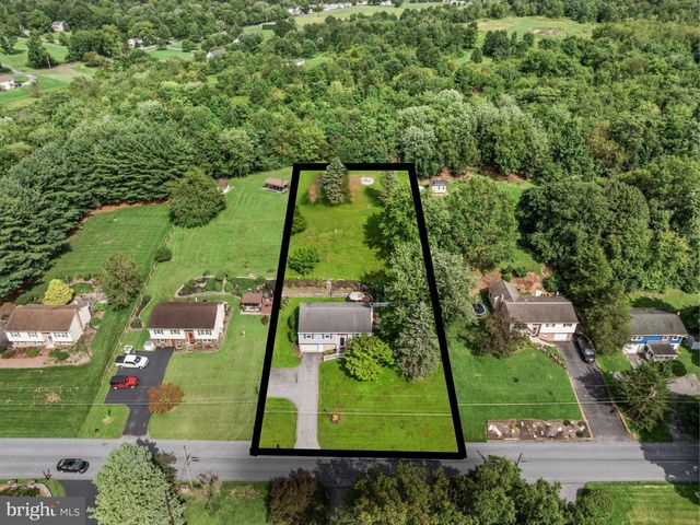 999 WHITE OAK RD, Manheim, PA 17545
