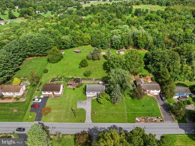 999 WHITE OAK RD, Manheim, PA 17545