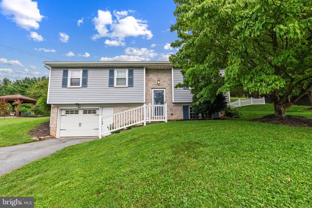 999 WHITE OAK RD, Manheim, PA 17545