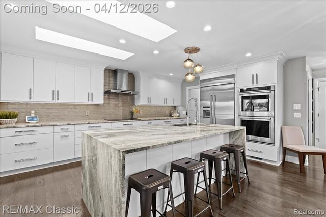 4751 Winewood Lane, Commerce Twp, MI 48382