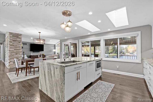 4751 Winewood Lane, Commerce Twp, MI 48382