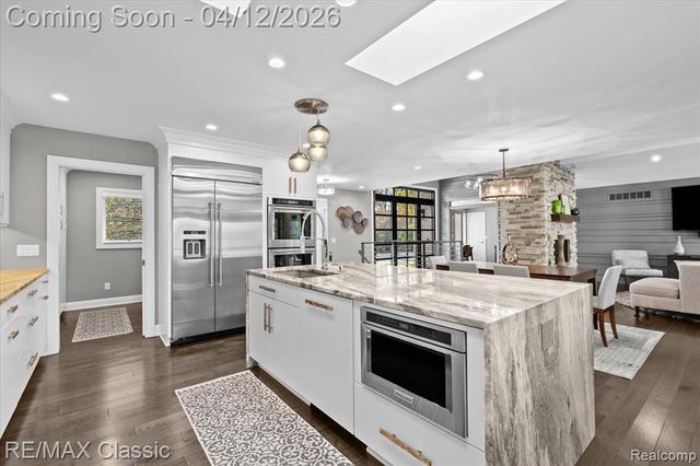 4751 Winewood Lane, Commerce Twp, MI 48382