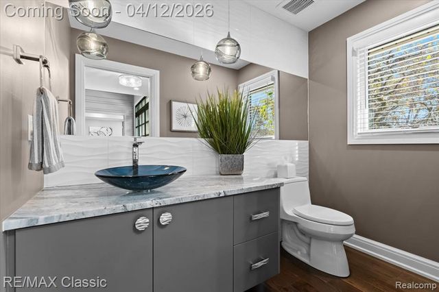 4751 Winewood Lane, Commerce Twp, MI 48382