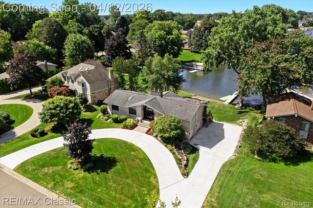 4751 Winewood Lane, Commerce Twp, MI 48382