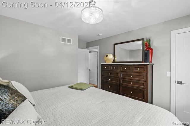 4751 Winewood Lane, Commerce Twp, MI 48382