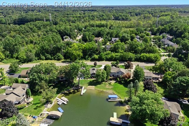 4751 Winewood Lane, Commerce Twp, MI 48382
