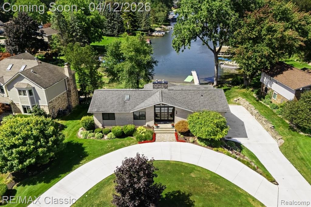 4751 Winewood Lane, Commerce Twp, MI 48382