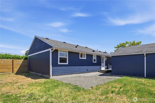 622 6th Street SE, Auburn, WA 98002