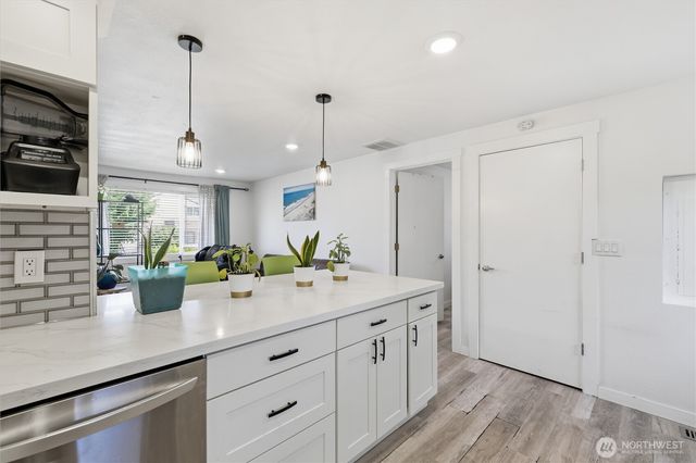 622 6th Street SE, Auburn, WA 98002