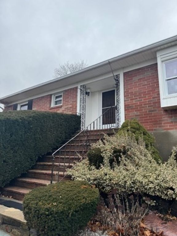 15A West St A, Woburn, MA 01801