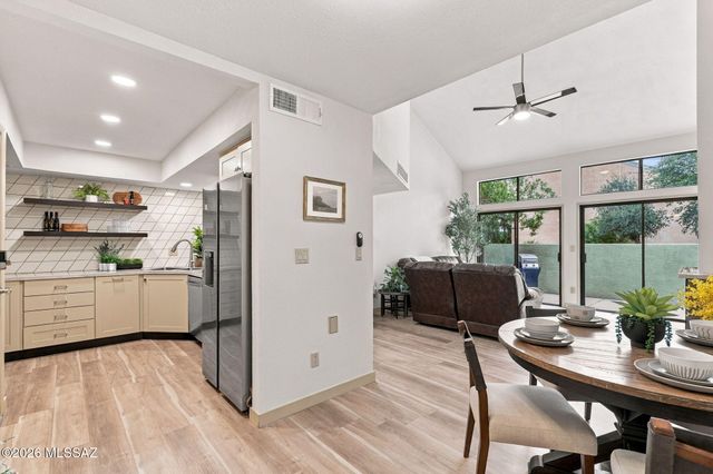 3985 N Paseo De Las Canchas, Tucson, AZ 85716