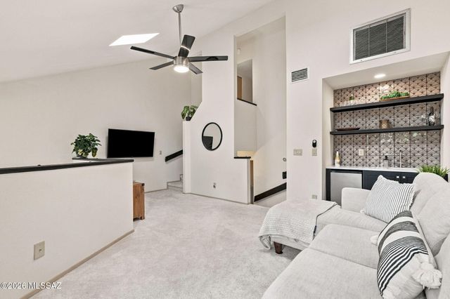 3985 N Paseo De Las Canchas, Tucson, AZ 85716