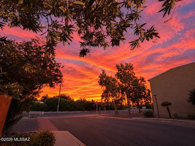 3985 N Paseo De Las Canchas, Tucson, AZ 85716