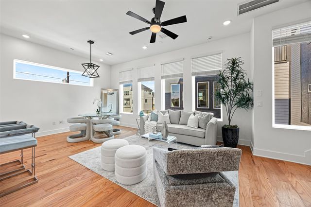 1920 Laverne Street, Houston, TX 77080