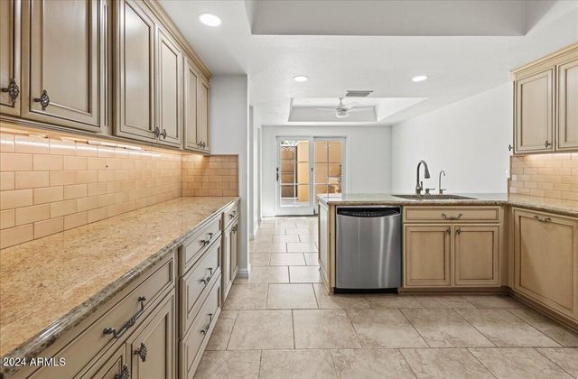 4327 N 69TH Way, Scottsdale, AZ 85251