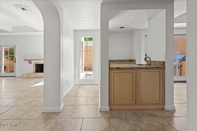 4327 N 69TH Way, Scottsdale, AZ 85251