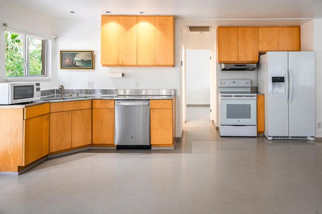 15971 Snow Creek Road, Whitewater, CA 92282