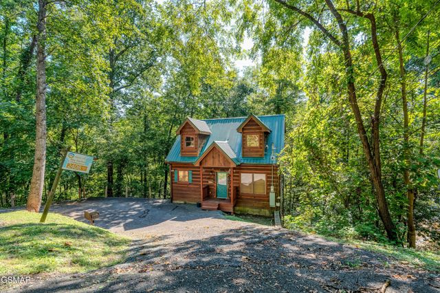 2408 Balsam Circle, Sevierville, TN 37876