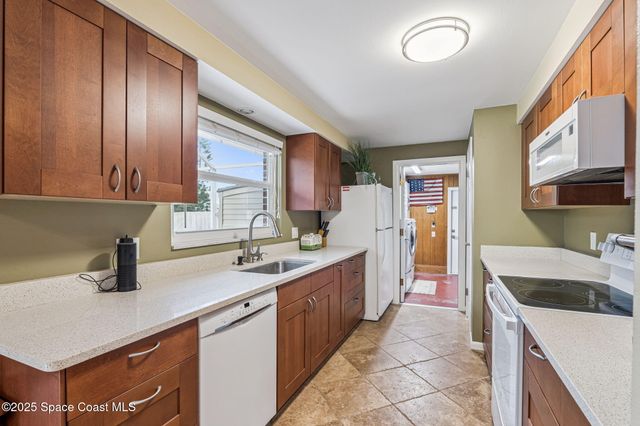 2 Ted Circle, New Smyrna Beach, FL 32169