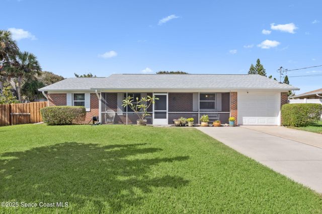 2 Ted Circle, New Smyrna Beach, FL 32169