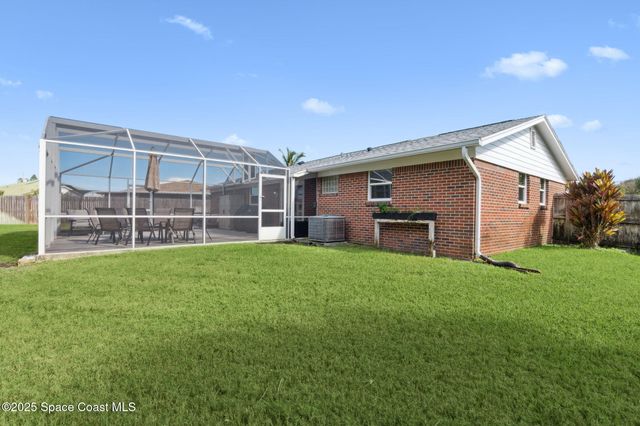 2 Ted Circle, New Smyrna Beach, FL 32169