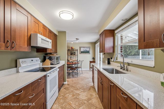 2 Ted Circle, New Smyrna Beach, FL 32169