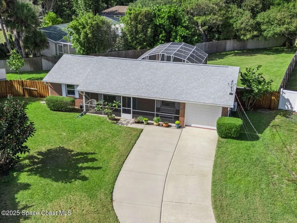 2 Ted Circle, New Smyrna Beach, FL 32169