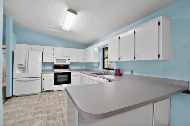 9745 SW 30TH TERRACE, Ocala, FL 34476