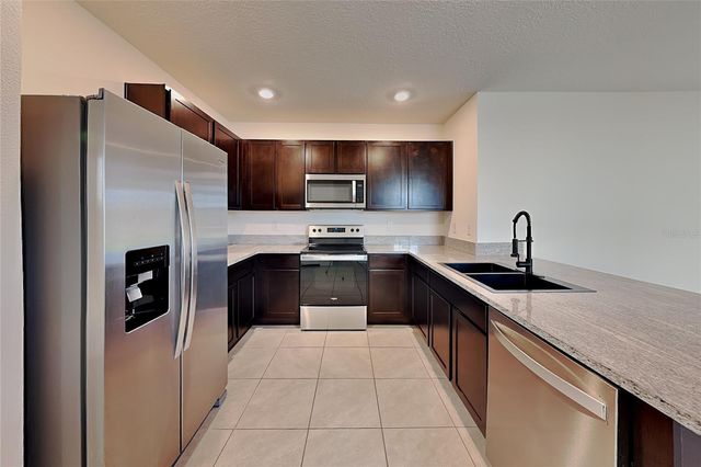 31260 PENNY SURF LOOP, Wesley Chapel, FL 33545