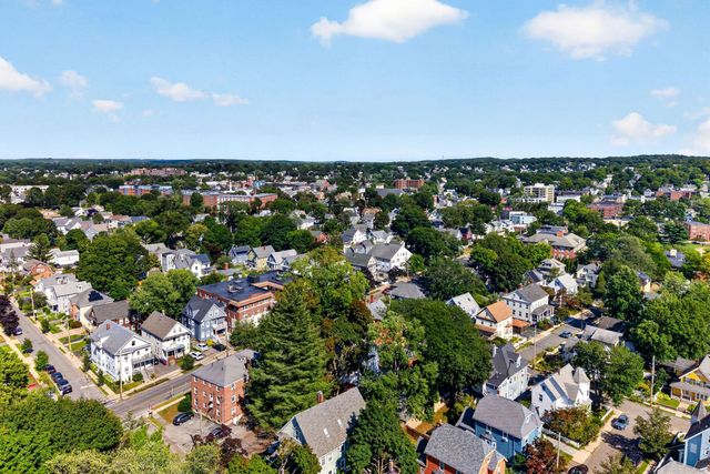 122 W Wyoming Ave C, Melrose, MA 02176
