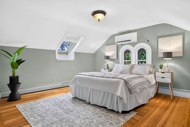 122 W Wyoming Ave C, Melrose, MA 02176