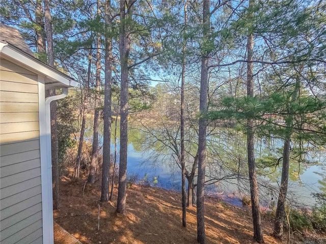 2214 Lake Pointe Circle, Roswell, GA 30075