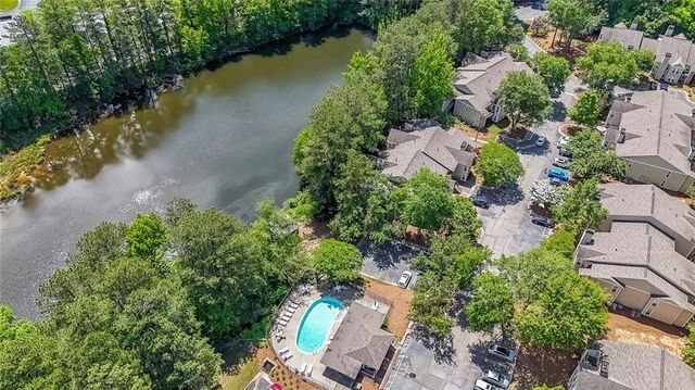 2214 Lake Pointe Circle, Roswell, GA 30075