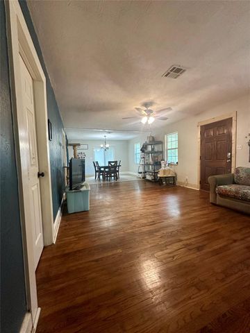 11140 Fm 1484 Road, Conroe, TX 77303