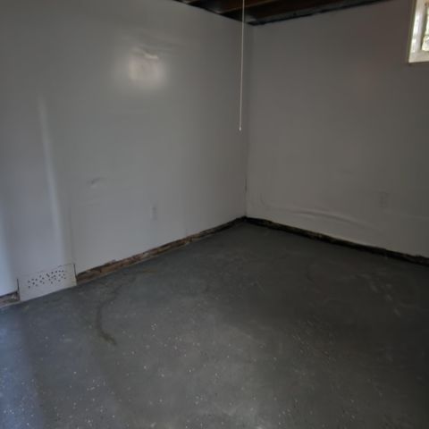 11921 Lansdowne Street, Detroit, MI 48224