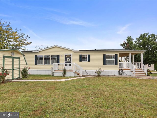 53 RAPTOR DR, Hanover, PA 17331