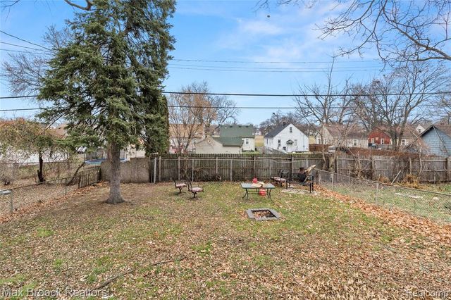 113 Kemp Street, Pontiac, MI 48342