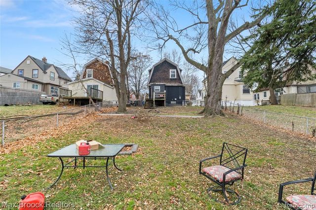 113 Kemp Street, Pontiac, MI 48342
