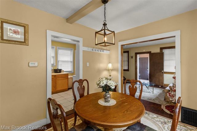 113 Kemp Street, Pontiac, MI 48342